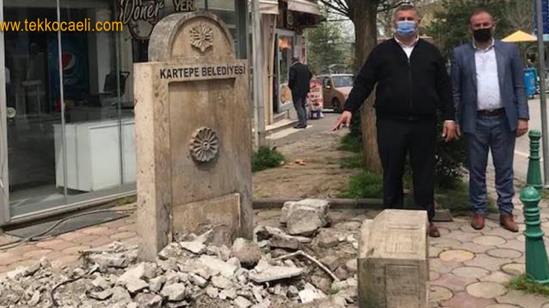 Suadiye’de Tarihi Çeşme Yıkıldı; Muhtar İsyan Etti