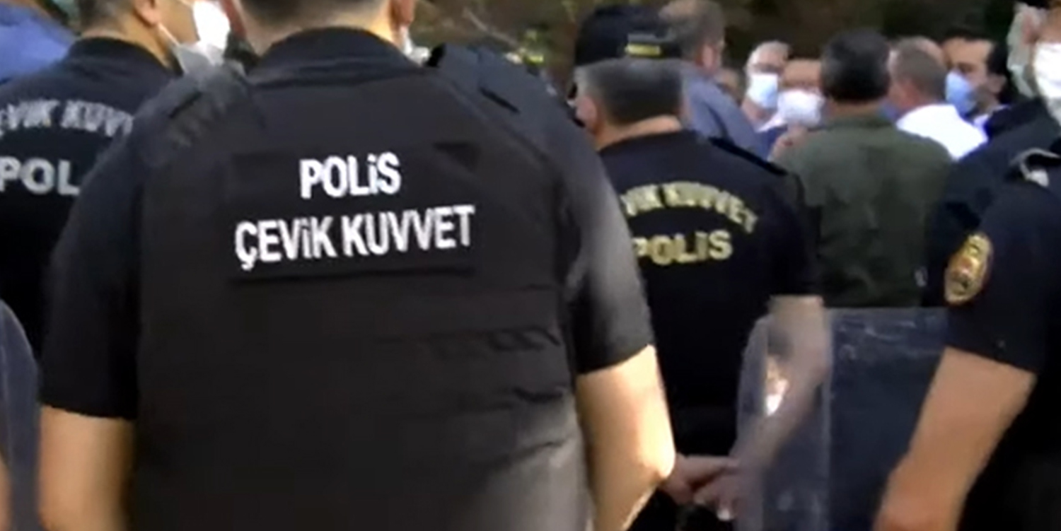 TBMM Önünde Polis Barikatı; Ahmet Davutoğlu…