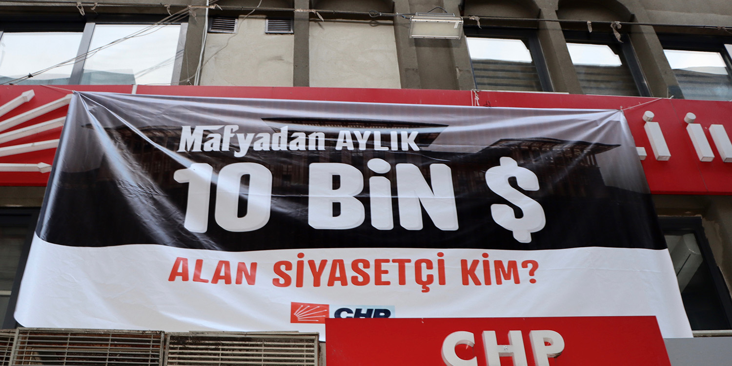 CHP Sordu; Mafyadan Aylık 10 Bin Dolar Alan Siyasetçi Kim?