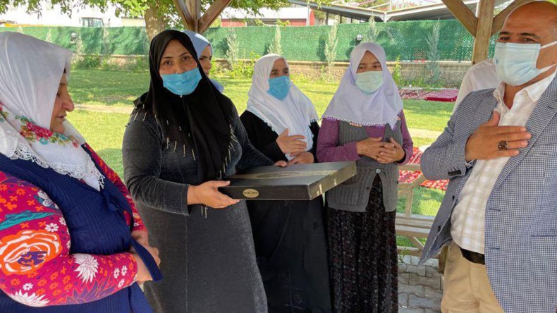 Başkan Söğüt, Diyarbakır Annelerini Ziyaret Etti