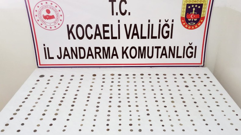 Tarihi Eser Kaçakçıları Suçüstü Yakalandı