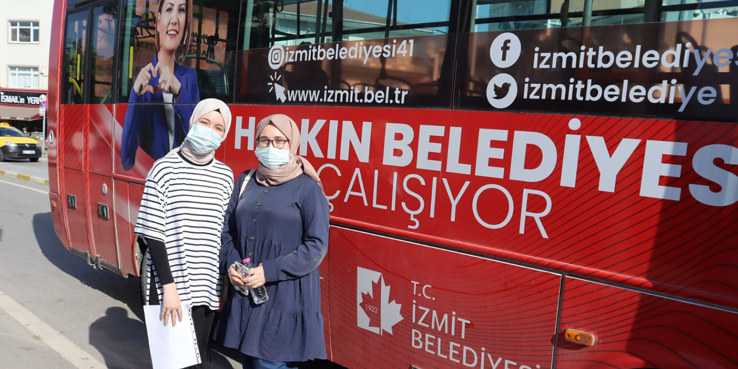 İzmit Belediyesi Öğrencileri Sınava Yetiştirdi