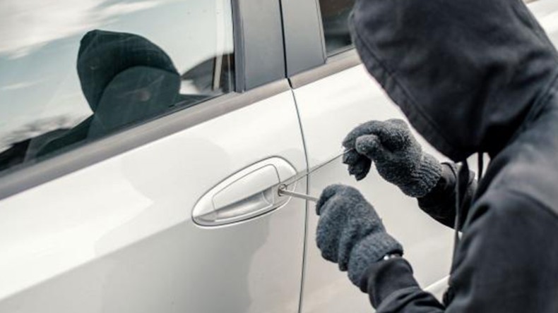 Yakalanan Oto Hırsızı Suç Makinesi Çıktı