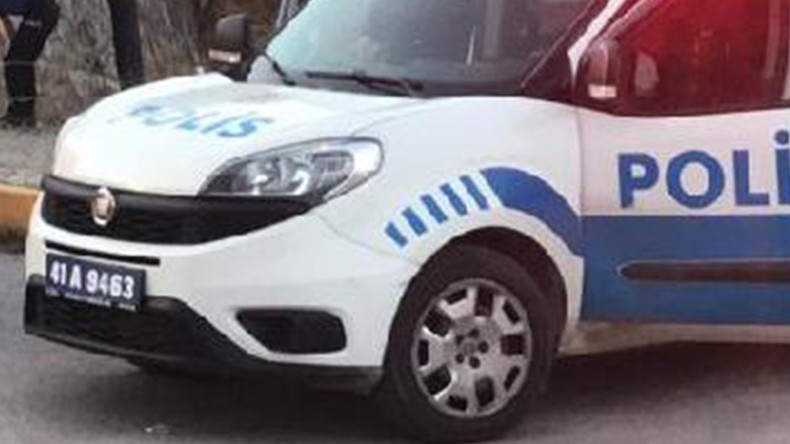 Kocaeli’de Polise Saldırı; Çok Sayıda Gözaltı Var