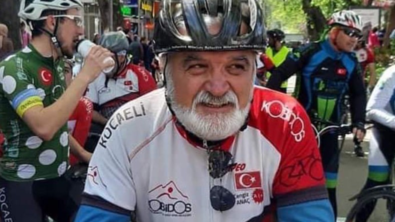 Bisikletiyle TIR’ın Altında Kaldı; Hayatını Kaybetti