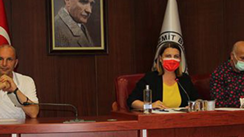 5 Dakikalık Mecliste 10 Milyonluk Takas