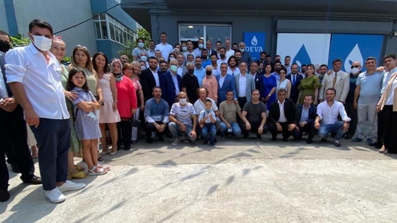 Deva Partisi’nde İlk Bayramlaşma