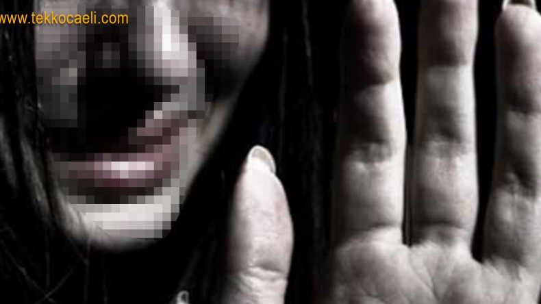 Baba Dehşet Saçtı; Kızına Bıçakla Saldırdı