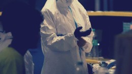 Aynı Aileden 3 Kişi Koronaya Yenildi