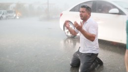 Şükürler Olsun, Yangın Bölgesinde Yağmur Bastırdı