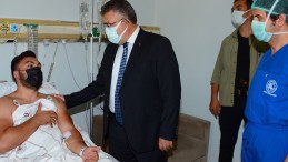 Yaralı Polis Memurlarına Geçmiş Olsun Ziyareti