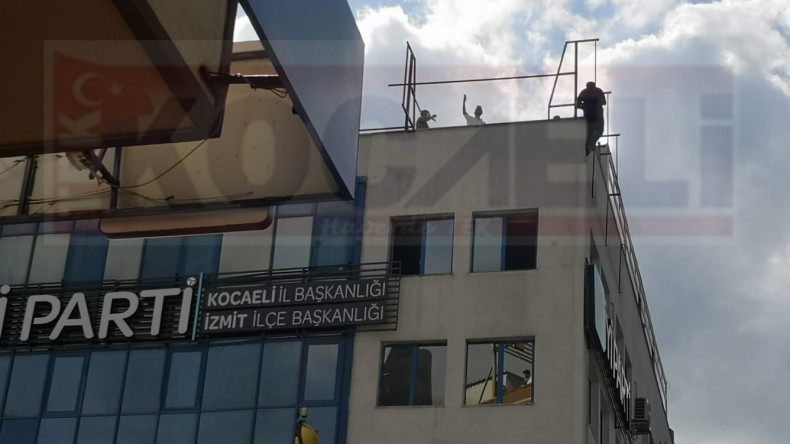 İzmit’te İntihar Girişimi