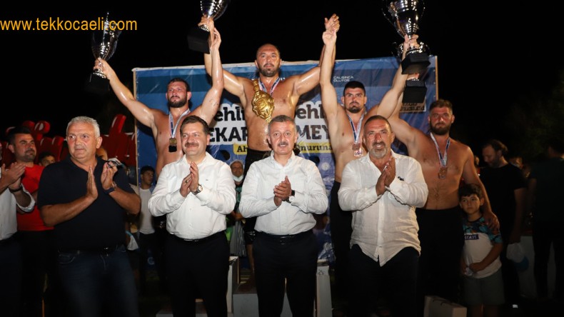 Sekapark Ermeydanı’nın Başpehlivanı Ali Gürbüz Oldu