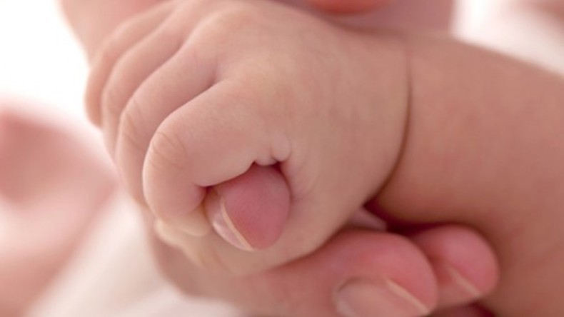 Yazıklar Olsun, Bebeği Çalılıklara Atmışlar!