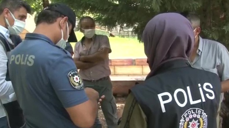 Aranan 20 Kişi Polise Yakalandı