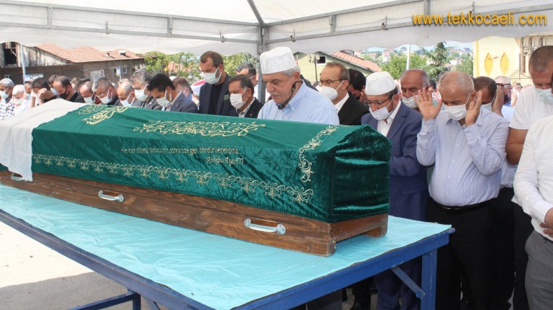 Safiye Karaosmanoğlu Son Yolculuğuna Uğurlandı