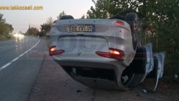 Kandıra Yolunda Araç Takla Attı