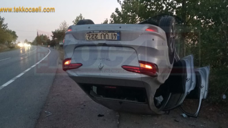 Kandıra Yolunda Araç Takla Attı