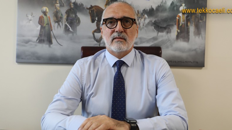 İzmit’te Bilboard Tartışması; İzmit Belediyesi Noktayı Koydu