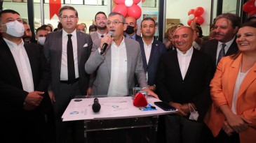 Özgür Özel’den Çağrı; Alışverişi İzmit’in Evlatlarından Yapın