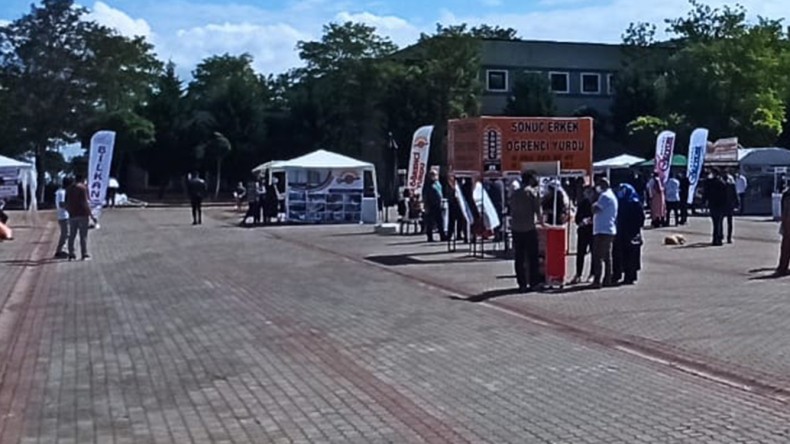 Kocaeli Üniversitesi’nde Öğrenciler Aşı Oluyor