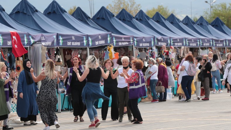 İzmit Kadın Festivali’nin Açılışı Yapıldı