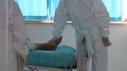 Komşudan Acı Haber; Aşı Olmayan Doktor Virüse Yenildi