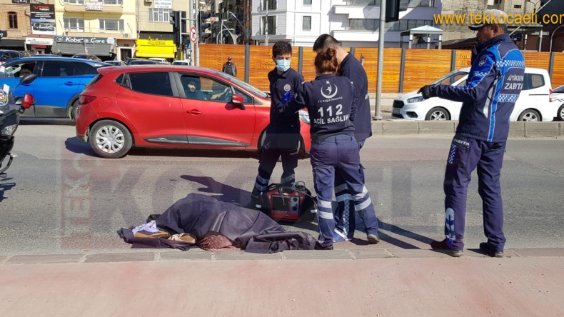 Karşıya Geçmek İsterken Araç Çarptı; Can Verdi