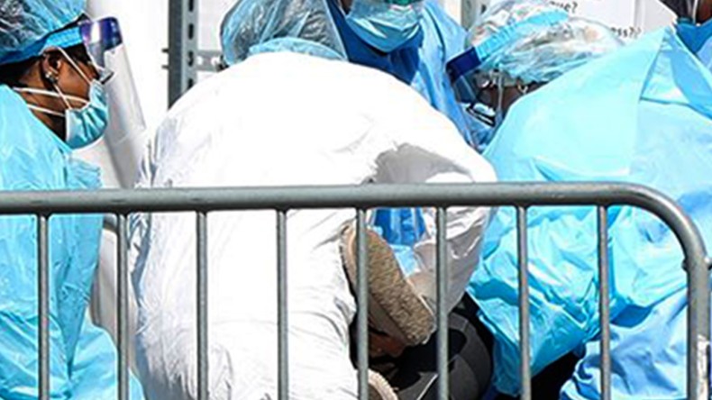 3 Çocuk Annesi Koronaya Yenildi