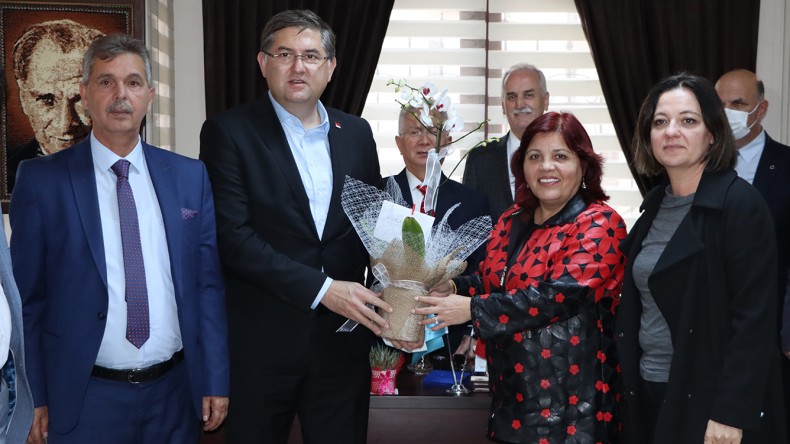 CHP Kocaeli’den Muhtarlar Derneği’ne Ziyaret