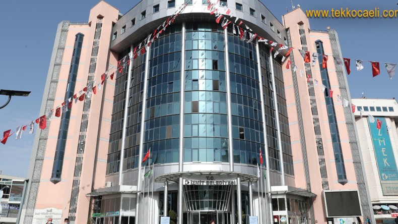 Sağlık Müdürlüğü, İzmit Belediyesi’nin Seminerini İptal Etti