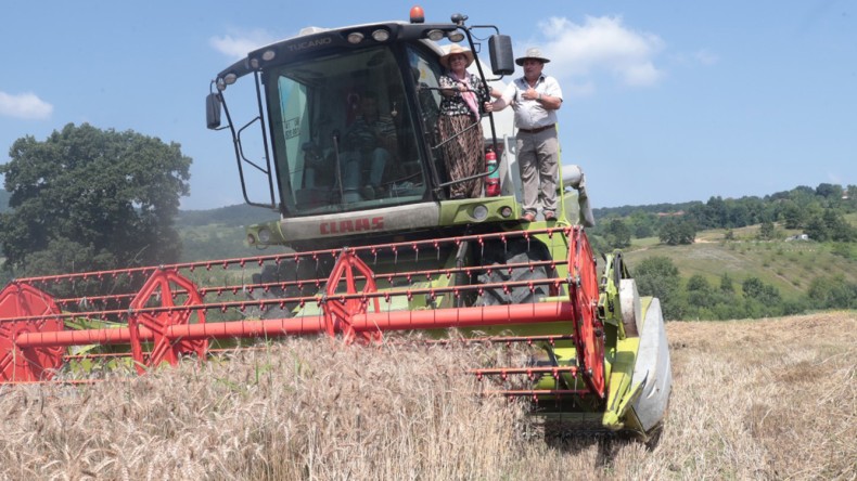 Başkan Hürriyet’ten Çiftçiler İçin Bir Proje Daha