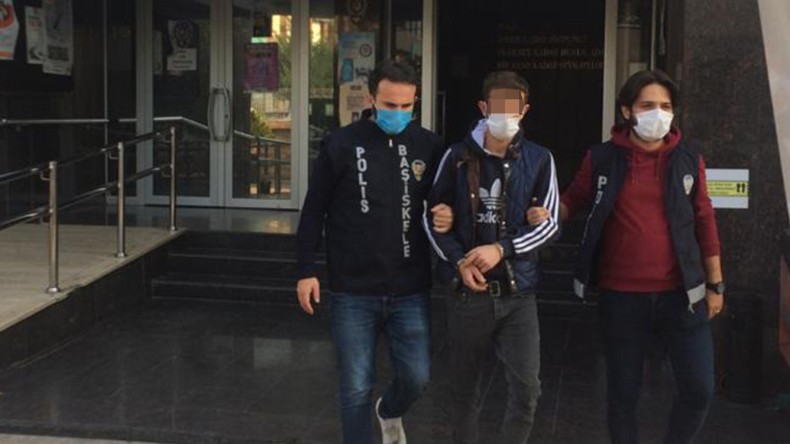 6 Buçuk Yıl Hapis Cezasıyla Aranıyordu; Başiskele’de Yakalandı