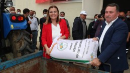 Çiftçilere Nusrat Buğday Dağıtıldı; Hürriyet’ten Bir Müjde Daha