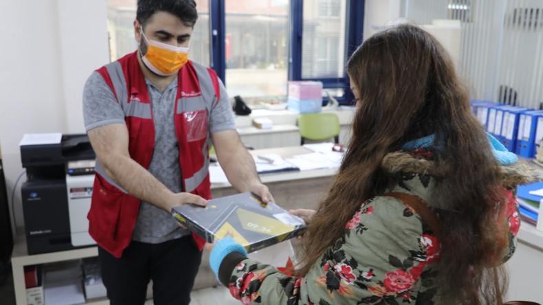 ‘Askıda Tablet ve Bilgisayar’ Kampanyası Sürüyor