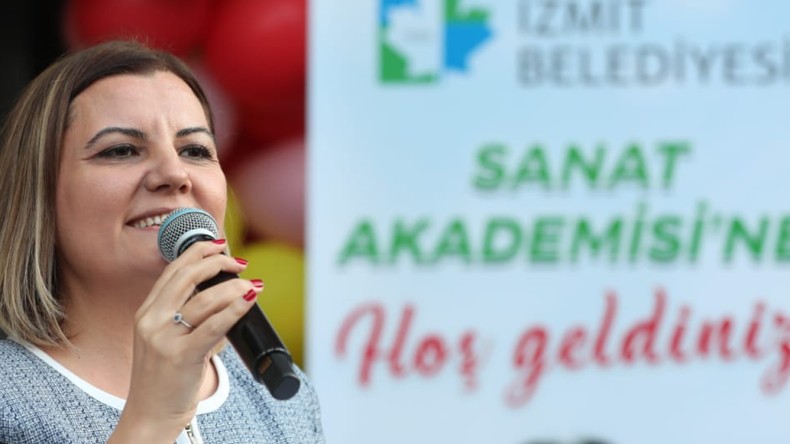 Hürriyet: Projeleri Kötülemeye Çalışan Çok Sesli Koro Var