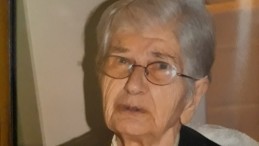 4 Çocuk Annesi Mübeccel Ayvaz Vefat Etti