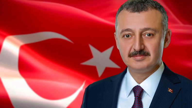 Büyükakın’a Stratejik Vizyon Sahibi Siyasetçi Ödülü Verildi