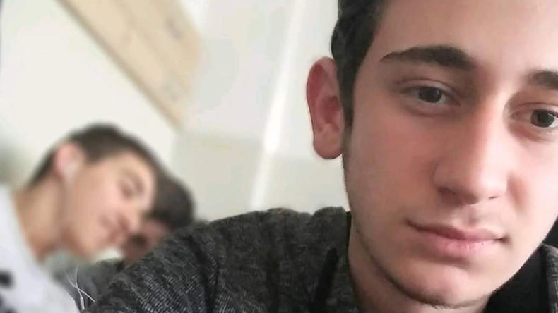 Eşme’de Kaza; Derinceli Genç Yaşam Savaşını Kaybetti