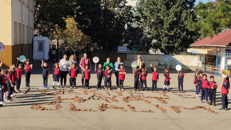 Gölcük’te İlkokul Öğrencilerinden Dikkat Çeken Proje
