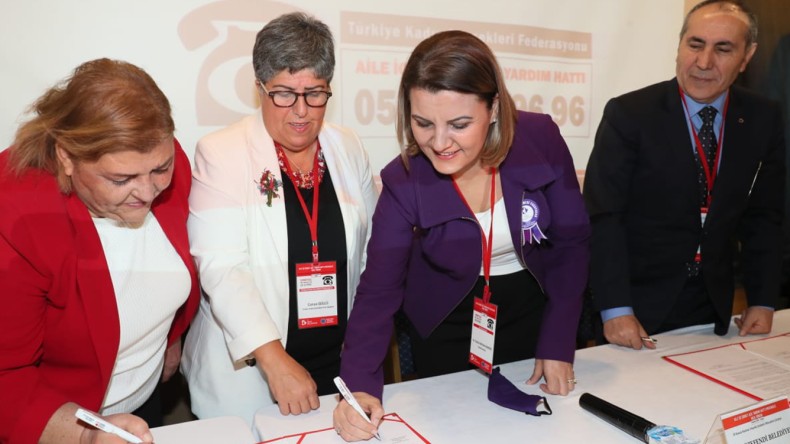 İzmit’te Kadın Hakları İçin Tarihi İmza