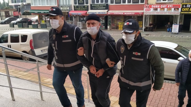 Kartepe’de Eve Polis Baskını; Murat Kibar Yakalandı
