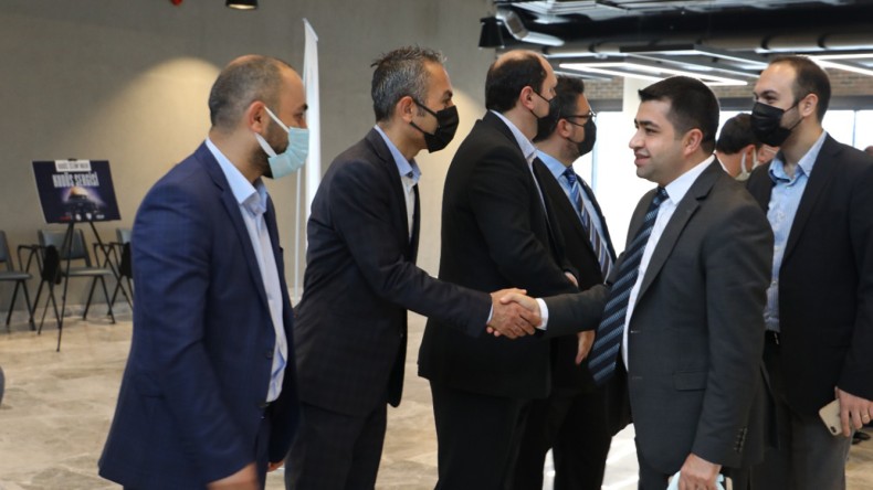 İzmit Belediyesi İmam Hatipliler’i Kongrede Yalnız Bırakmadı