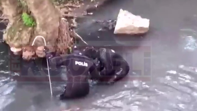 Boğularak Öldürülmüştü; Dereye Atılan Ceset Bulundu