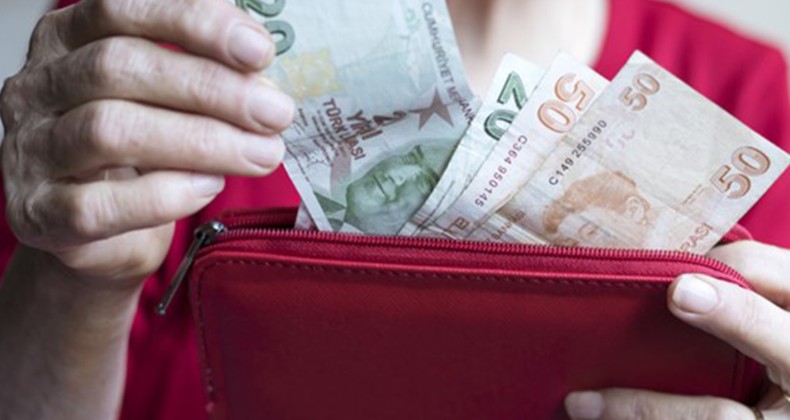 Emeklilere Müjde! Zam Geldi, Banka Duyurdu