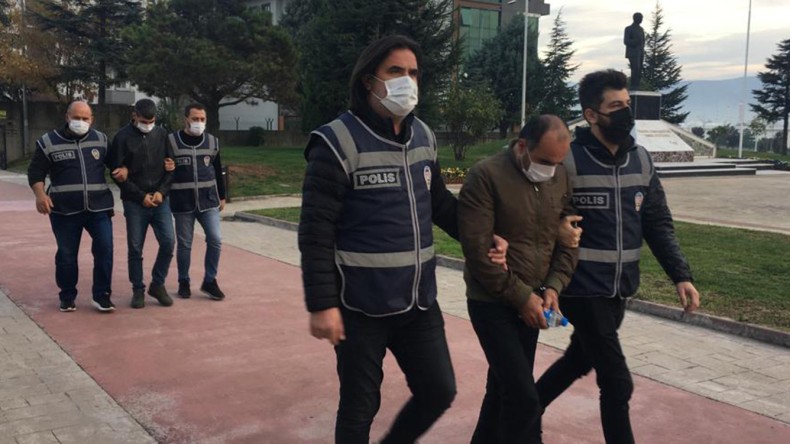 7 Ayrı Evde Hırsızlık; 2 Kişi Tutuklandı