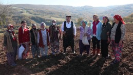 İzmit Belediyesi’nden Çiftçilere Bir Destek Daha