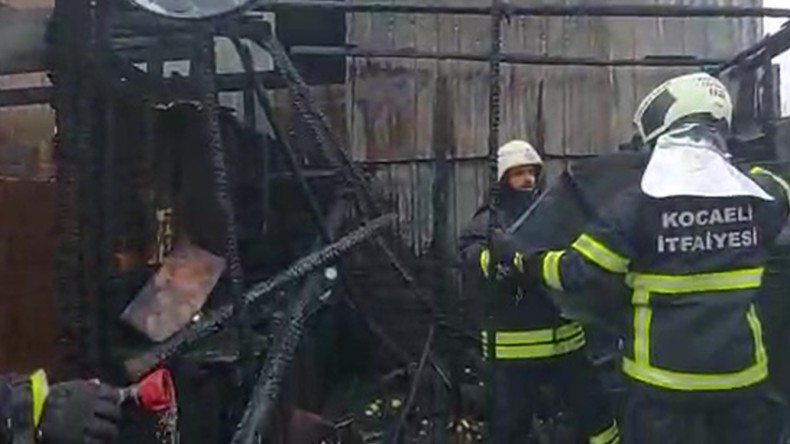 Fabrikada Korkutan Yangın