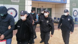 İzmit’te Evlere Giren Hırsızlar Yakalandı