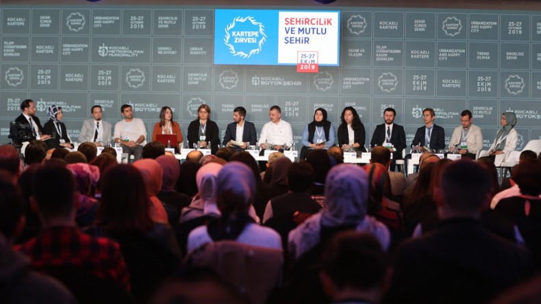 Kartepe Zirvesi’ne Akademisyenler Yoğun İlgi Gösterdi